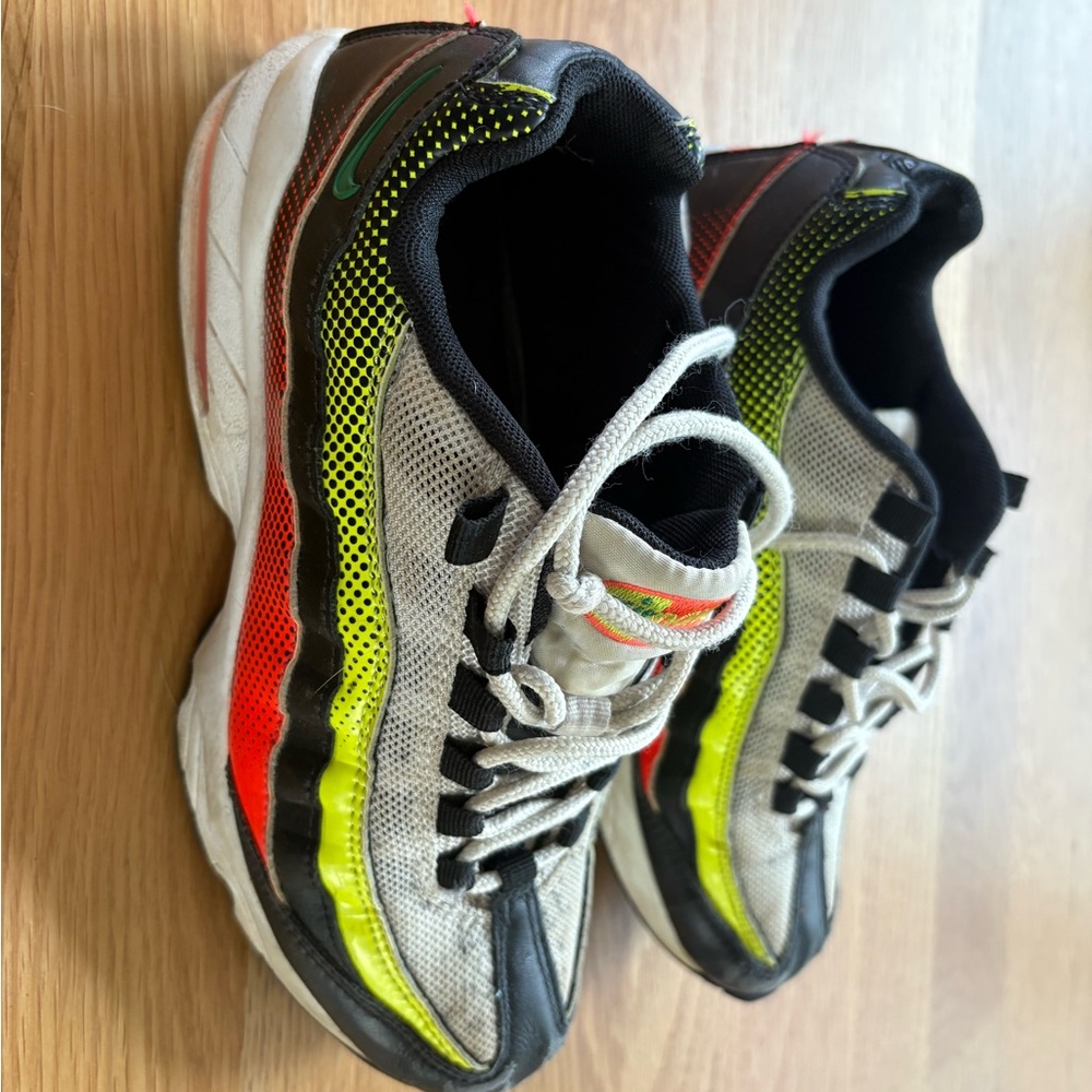 Nike Kids Sneakers - Black, White, and Yellow - Picture 3 of 5